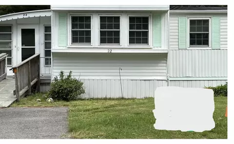 22 Sycamore Dr, Halifax, MA 02338