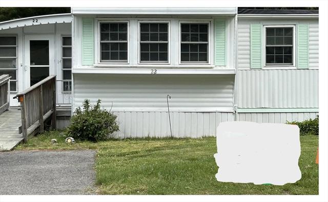 22 Sycamore Dr, Halifax, MA 02338