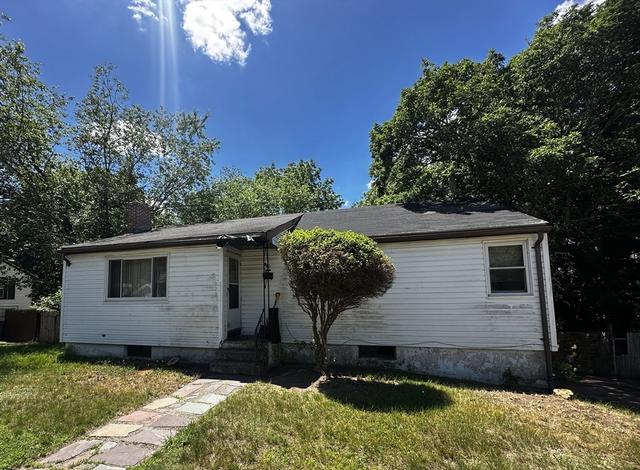 40 Cross St, Randolph, MA 02368