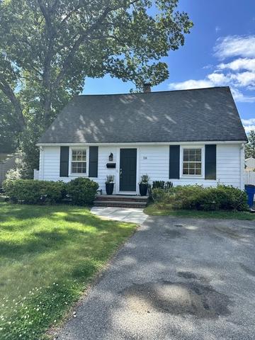 58 Manor Ave, Wellesley, MA 02482