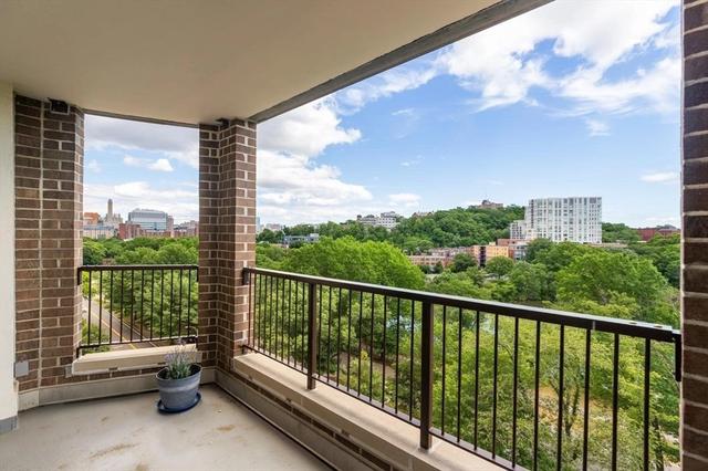 77 Pond Ave #901, Brookline, MA 02445