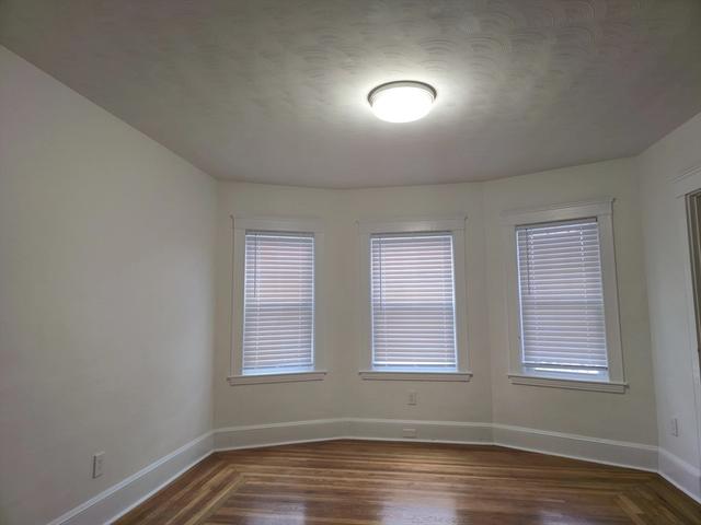 105 Fuller St, Boston, MA 02124
