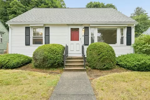 29 Courtland St, Worcester, MA 01602