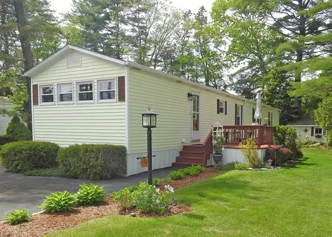 191 Pineviewter #191, Wareham, MA 02576 photo 1