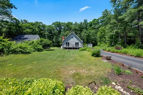 47 Horseshoe Cir, Ware, MA 01082
