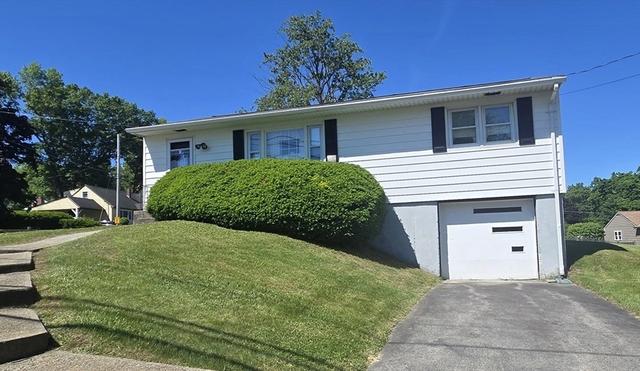 284 Oak St, Methuen, MA 01844