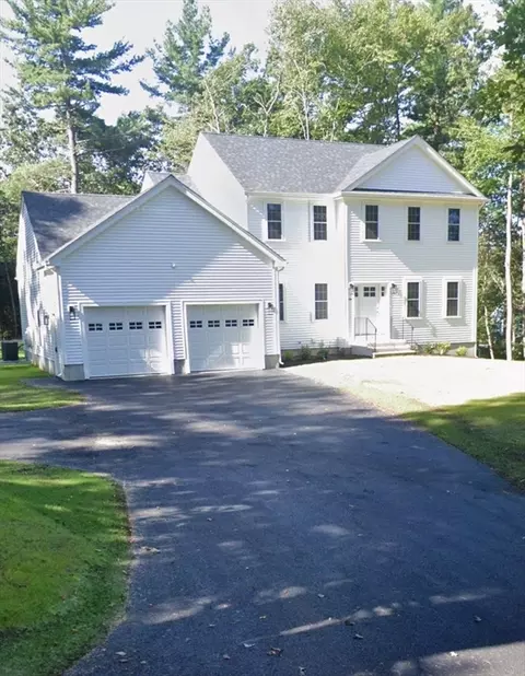 203 Albee Rd, Uxbridge, MA 01569