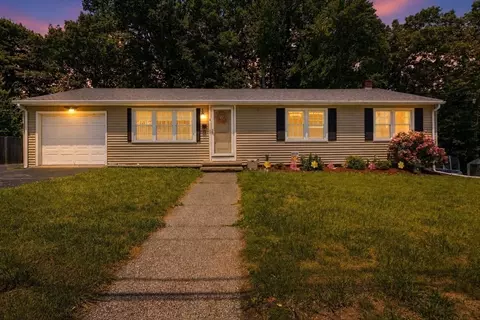 3 Magna Vis, Auburn, MA 01501