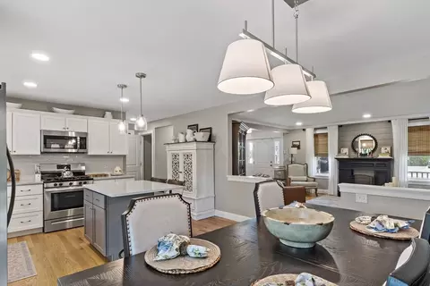 670 Bay St, Fall River, MA 02724 photo 17