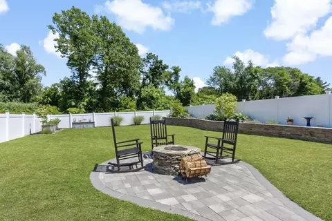 670 Bay St, Fall River, MA 02724 photo 39