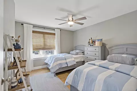 670 Bay St, Fall River, MA 02724 photo 23