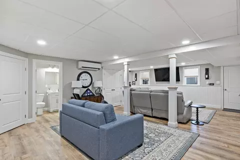 670 Bay St, Fall River, MA 02724 photo 29
