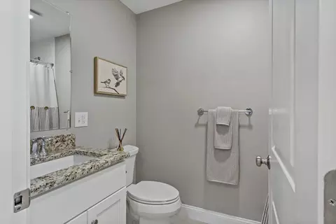 670 Bay St, Fall River, MA 02724 photo 21