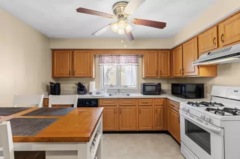 50 Clark St #22, Fall River, MA 02720 photo 5