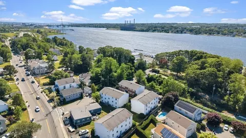 50 Clark St #22, Fall River, MA 02720 photo 3