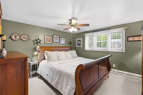 Bedroom - 10 Ash St, Fairhaven, MA 02719 photo 1 of 6