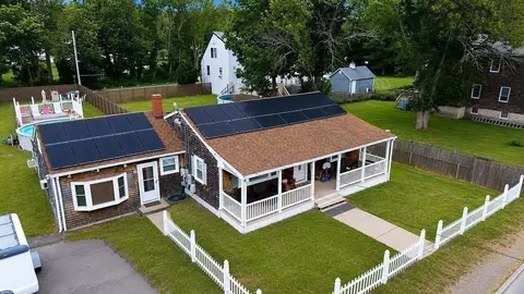 View/Area - 10 Ash St, Fairhaven, MA 02719 photo 2 of 2