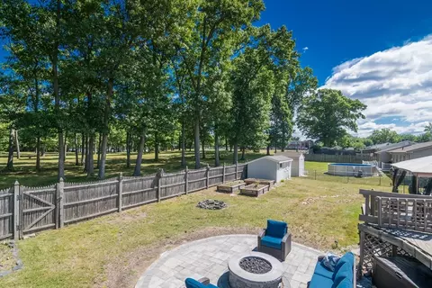 12 Daniel Dr, Chicopee, MA 01013 photo 21