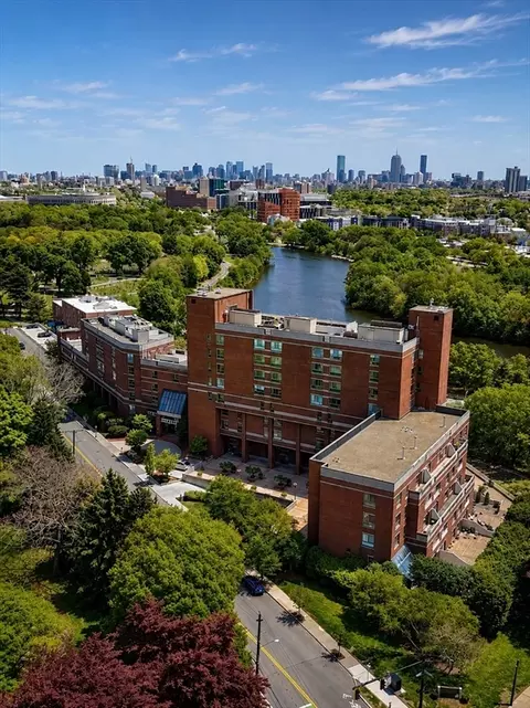 199 Coolidge Ave #515, Watertown, MA 02472