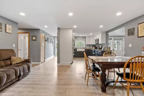 89 Jonathan St, Gardner, MA 01440 photo 8