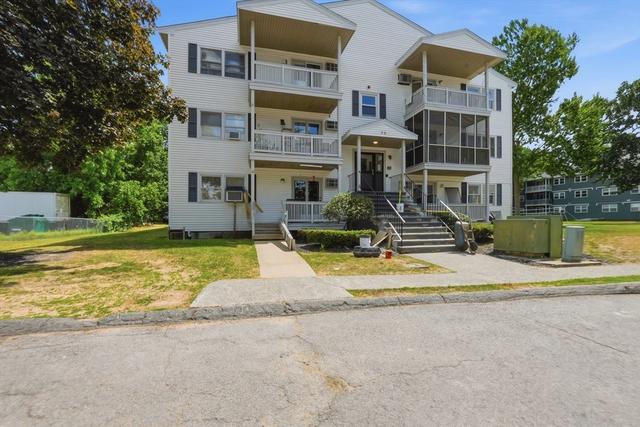 30 Abbey Rd #102, Leominster, MA 01453