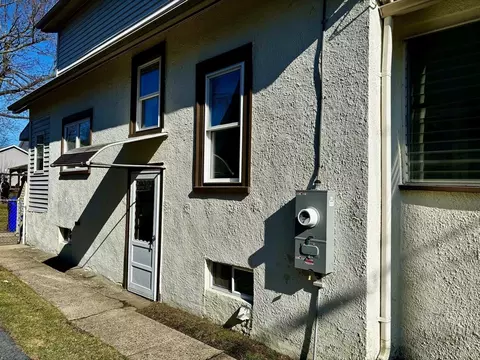 Exterior - 91 Daviston St, Springfield, MA 01108 photo 3 of 10