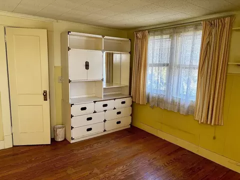 Bedroom - 91 Daviston St, Springfield, MA 01108 photo 2 of 4