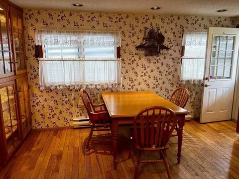 Dining - 91 Daviston St, Springfield, MA 01108 photo 1 of 1