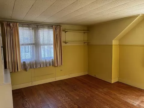 Bedroom - 91 Daviston St, Springfield, MA 01108 photo 1 of 4