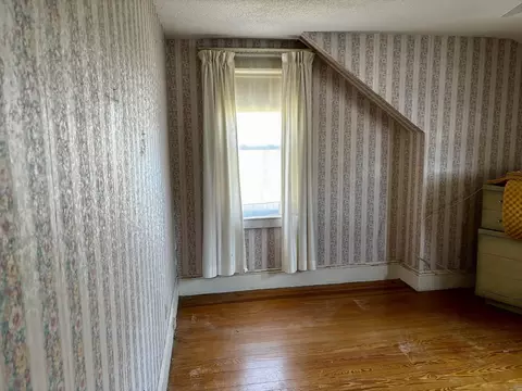 Bedroom - 91 Daviston St, Springfield, MA 01108 photo 4 of 4