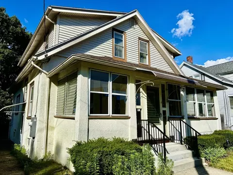 Exterior - 91 Daviston St, Springfield, MA 01108 photo 2 of 10