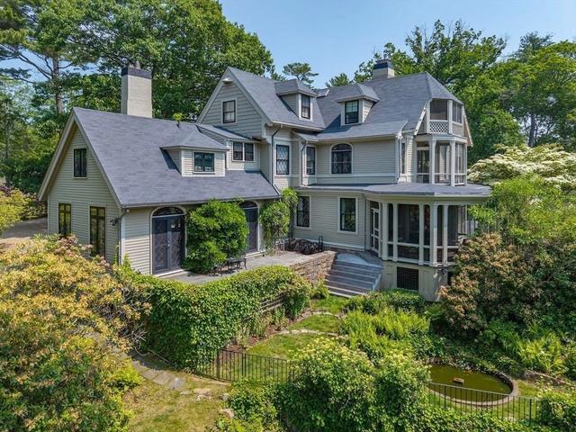 802 Hale St, Beverly, MA 01915