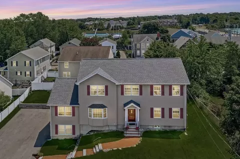 7 Riverside St, Danvers, MA 01923