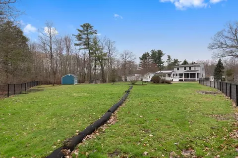 Exterior - 54 Rabbit Rd, Salisbury, MA 01952 photo 4 of 9