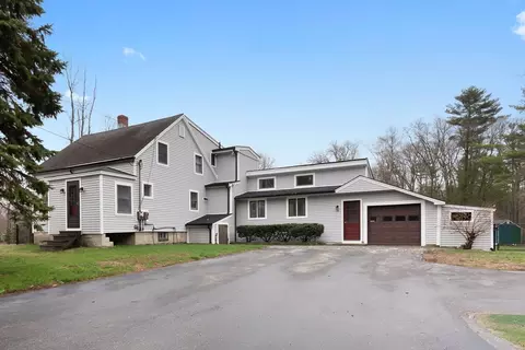 54 Rabbit Rd, Salisbury, MA 01952