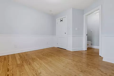 Bedroom - 54 Rabbit Rd, Salisbury, MA 01952 photo 2 of 5
