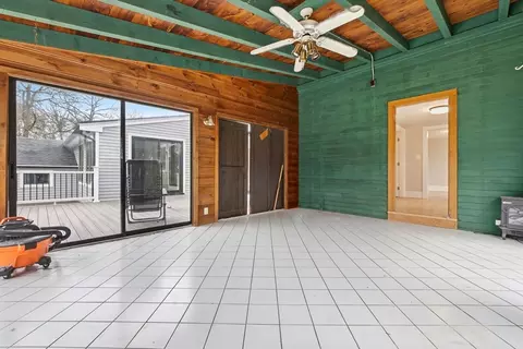 Exterior - 54 Rabbit Rd, Salisbury, MA 01952 photo 6 of 9