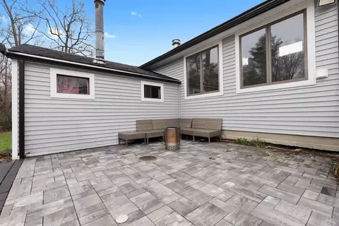 Exterior - 54 Rabbit Rd, Salisbury, MA 01952 photo 8 of 9