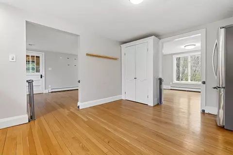 Entry Way - 54 Rabbit Rd, Salisbury, MA 01952 photo 1 of 5