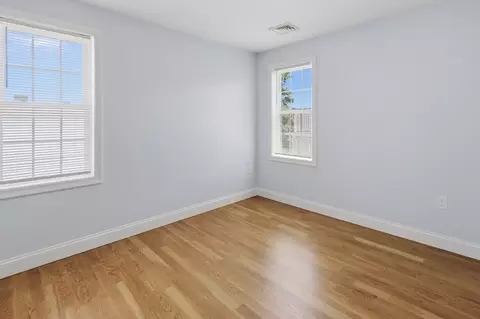 489 Spring, Fall River, MA 02721 photo 34