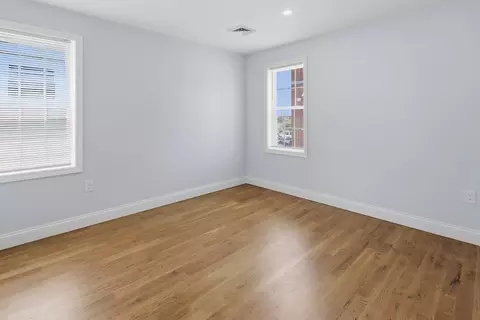 489 Spring, Fall River, MA 02721 photo 28