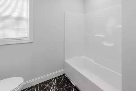 489 Spring, Fall River, MA 02721 photo 14