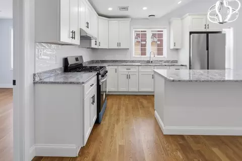 489 Spring, Fall River, MA 02721 photo 2