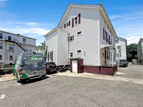 Exterior - 199 Franklin St, Fall River, MA 02720 photo 4 of 4