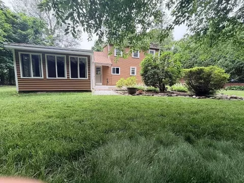 116 Derby Dingle St, Springfield, MA 01107 photo 16