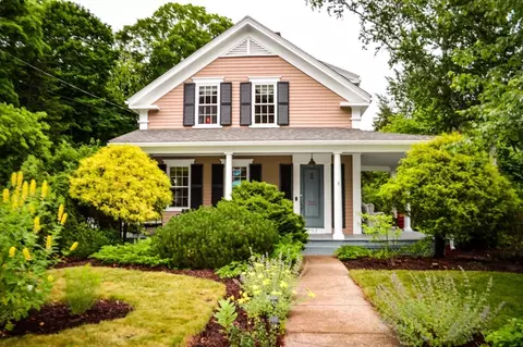 202 S Washington St, North Attleboro, MA 02760
