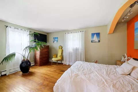 Bedroom - 23 Phelps St, Easthampton, MA 01027 photo 2 of 9