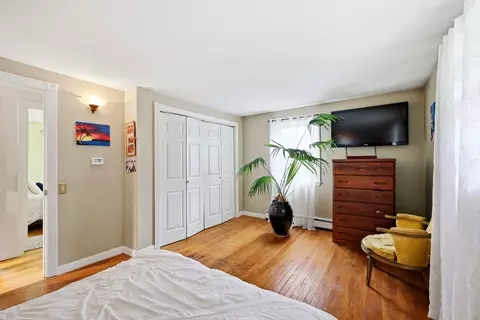 Bedroom - 23 Phelps St, Easthampton, MA 01027 photo 3 of 9