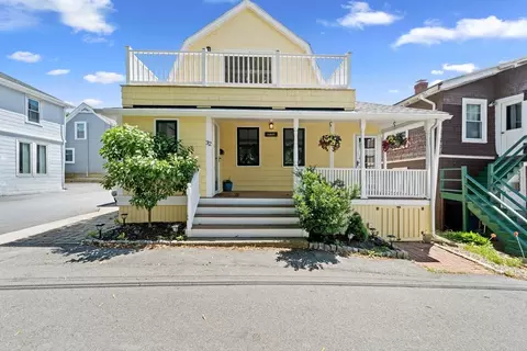 32 Maple Ave, Nahant, MA 01908