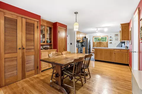 183 Park St, Easthampton, MA 01027 photo 17